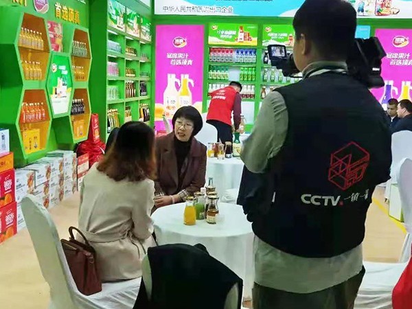 牢記初心匠心閃耀—長沙糖酒會火熱進行，頂真食品接受央視專訪！